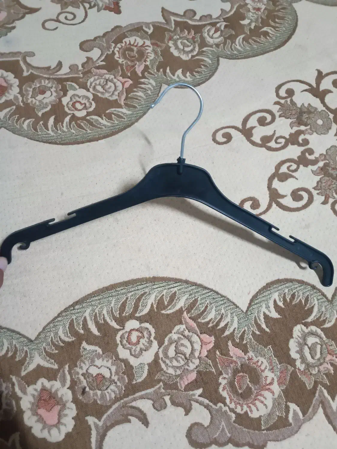 دومدل چوب لباسی جنس محکم وخوب|بندرخت و رخت‌آویز|مشهد, خواجه ربیع|دیوار