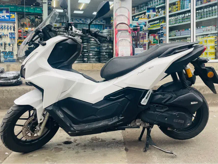 هانی موتورadv150|موتورسیکلت|رشت, سلیمانداراب|دیوار