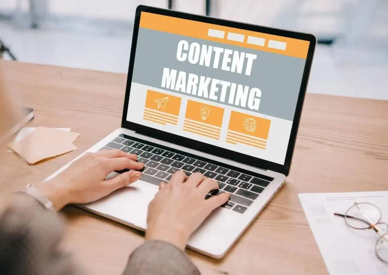 همکار برای مدیریت وبسایت تبلیغاتی(کار در منزل)|استخدام بازاریابی و فروش|تهران, پرستار|دیوار