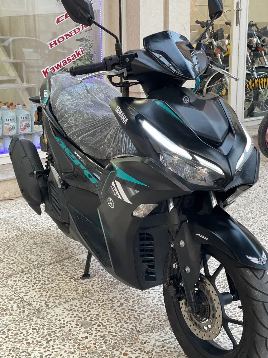 موتور ایروکس nvx فول ۱۴۰۲ در حد صفر|موتورسیکلت|گنبد کاووس, |دیوار