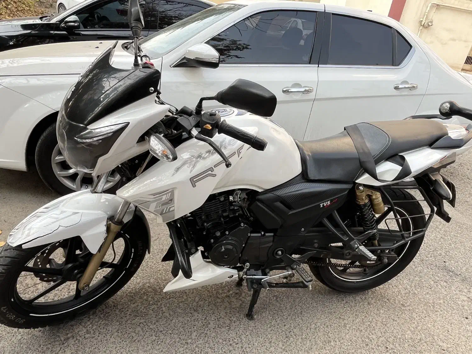 اپاچی ۱۸۰|موتورسیکلت|تهران, لویزان|دیوار