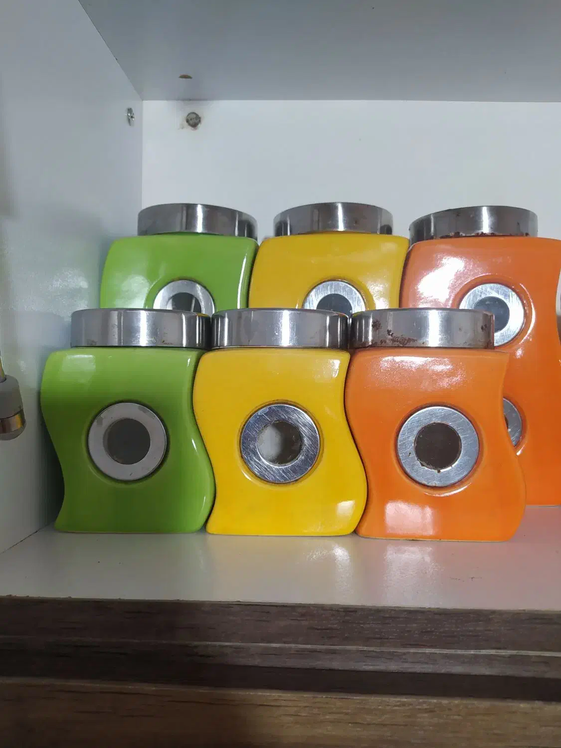 جاادویه|ظروف سرو و پذیرایی|صومعه‌سرا, |دیوار