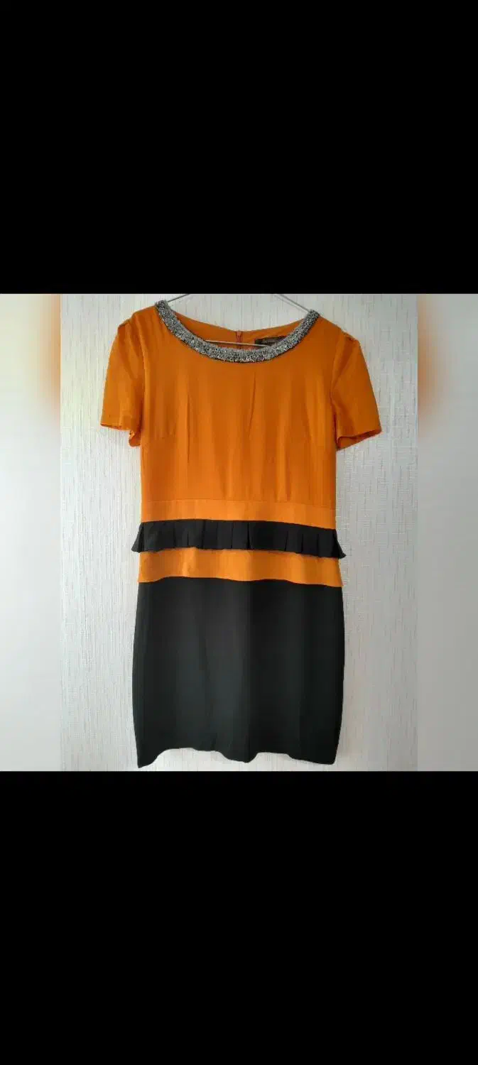 پیراهن مجلسی|لباس|مهاجران, |دیوار