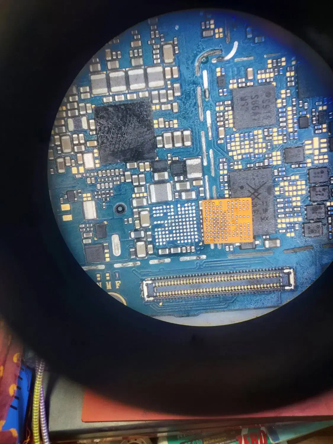 فروش برد گوشی های قدیمی ۶.۳۰۰کیلوگرم قیمت ۹۹۰۰۰۰۰|خدمات پیشه و مهارت|اسکو, |دیوار