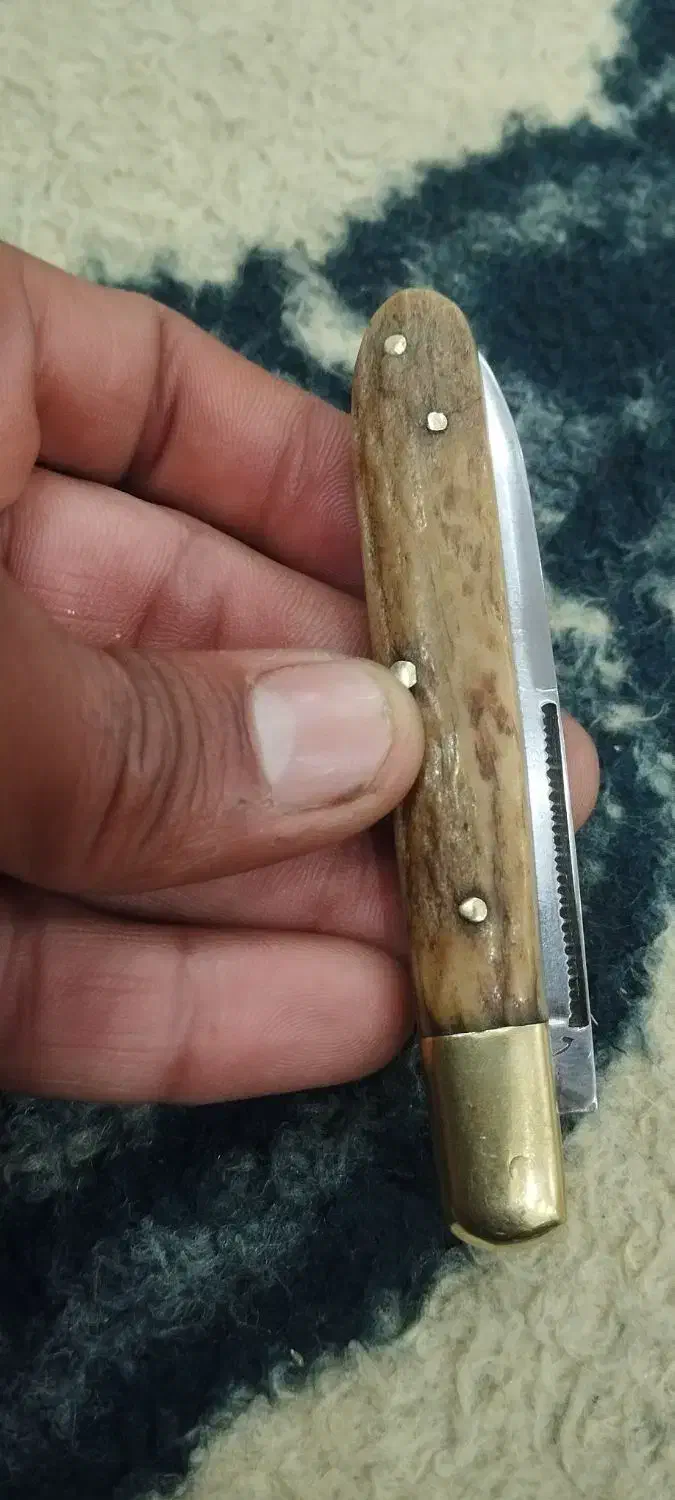 چاقو کهنه دسته شاخ|کلکسیون اشیاء عتیقه|همدان, |دیوار