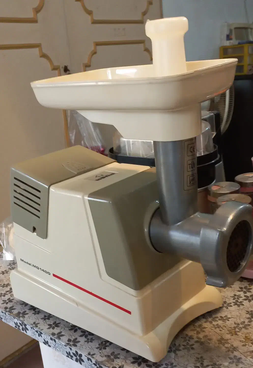 چرخ گوشت نو|خردکن، آسیاب، غذاساز|رشت, سلیمانداراب|دیوار