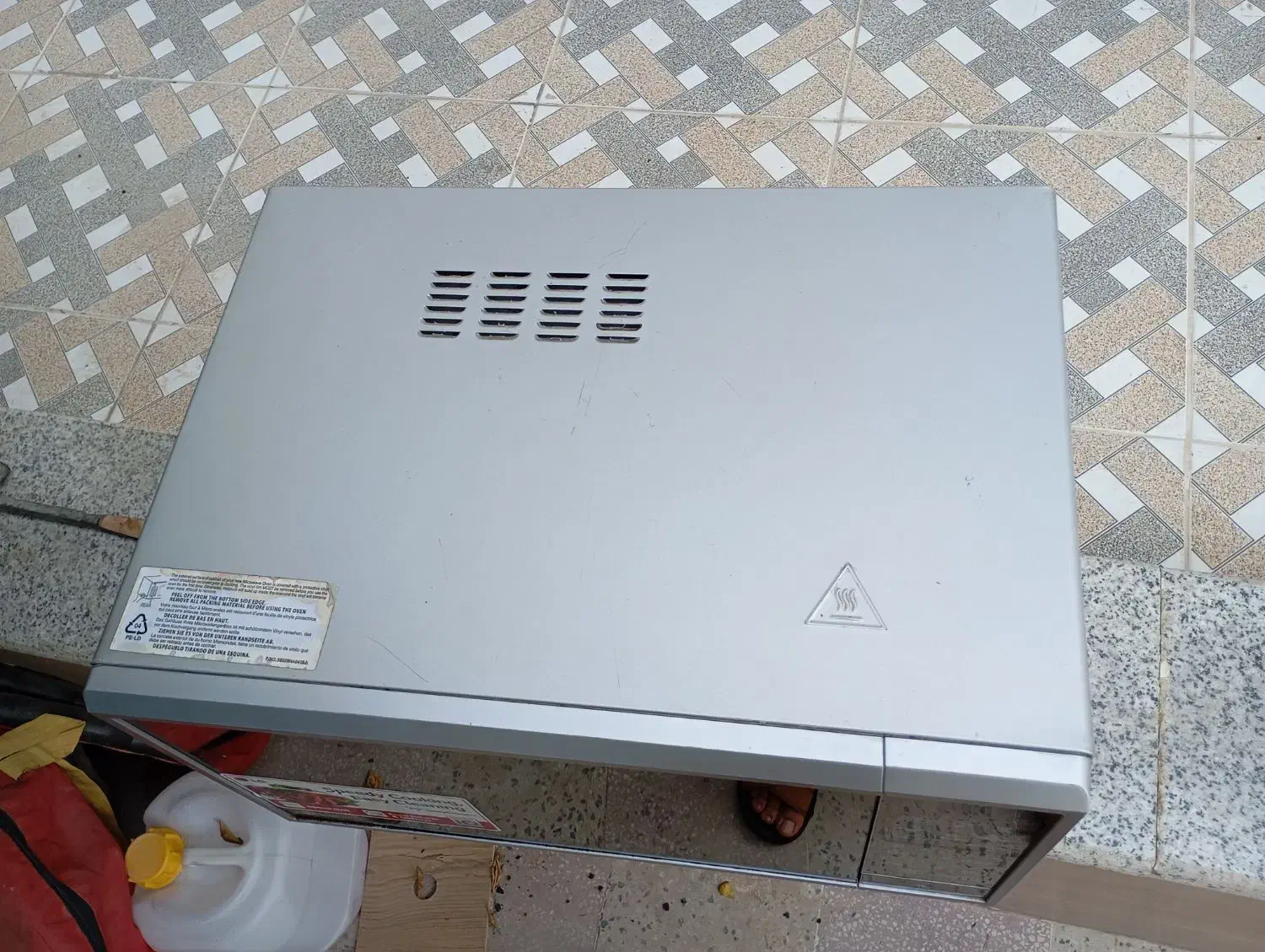 ماکروویو LG|اجاق گاز و لوازم برقی پخت‌وپز|کازرون, |دیوار