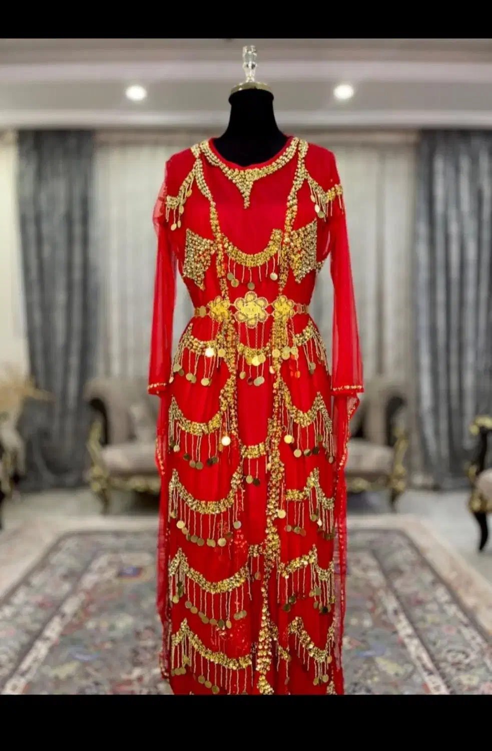 لباس مجلسی|لباس|بانه, |دیوار