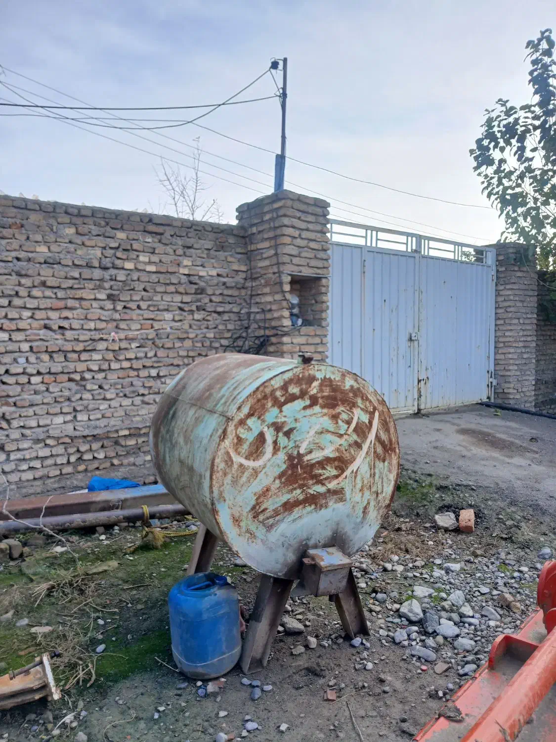 تانکر|ماشینآلات صنعتی|آق قلا, |دیوار