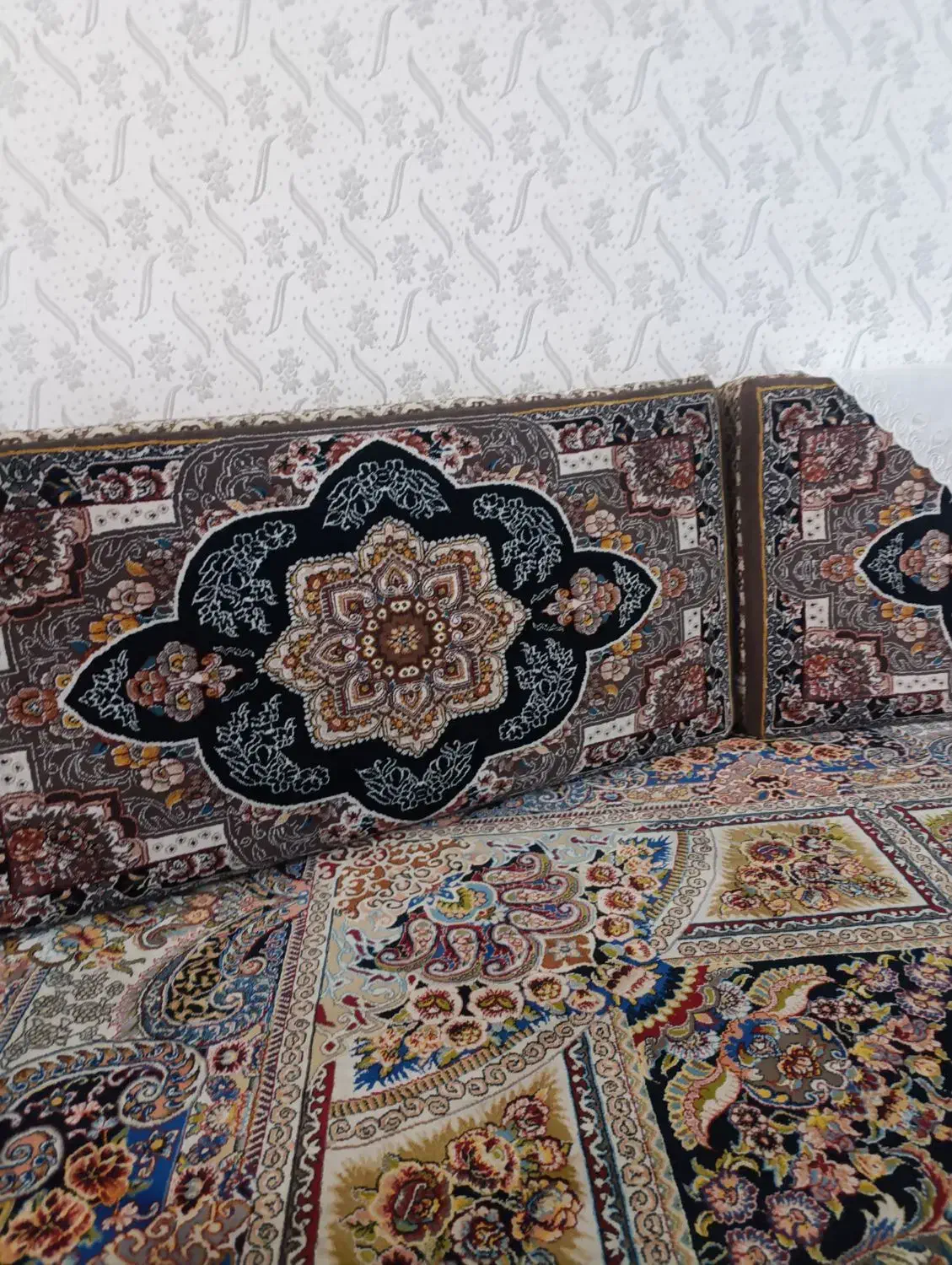 دو عدد فرش 9متری|فرش|همدان, |دیوار