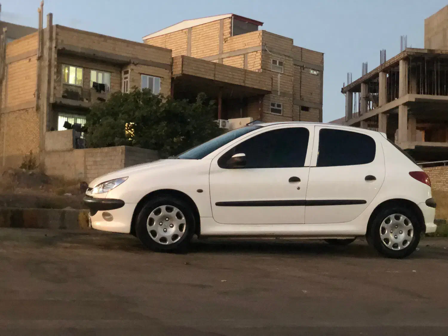 206تیپ۳|خودرو سواری و وانت|طارم (زنجان), |دیوار