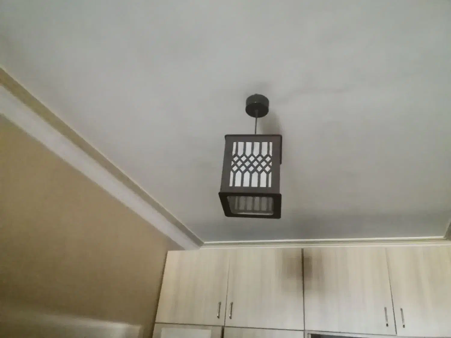 لوستر سالم|لوستر و چراغ آویز|تهران, خواجه نظام الملک|دیوار