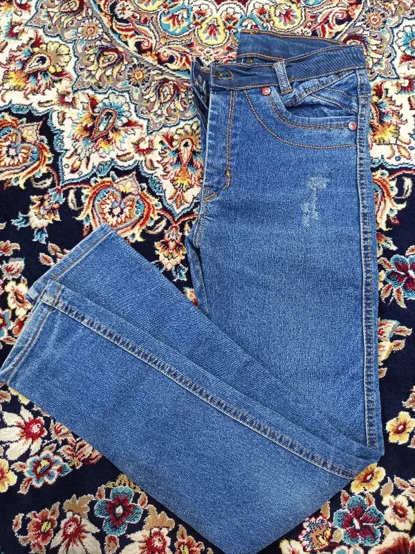 لباس|لباس|بیرجند, |دیوار