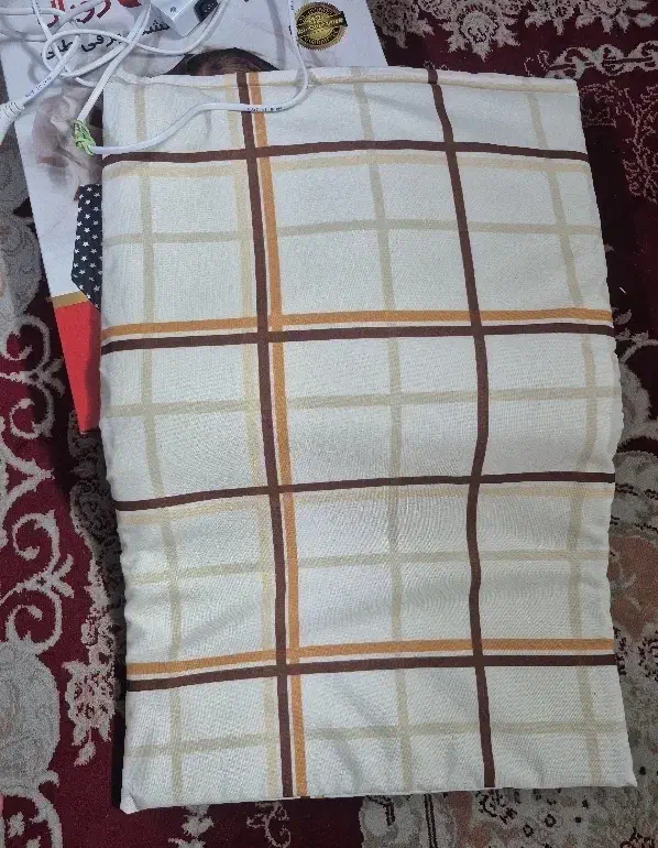 تشک حرارتی چرمینه|رختخواب، بالش، پتو|قم, حنیف نژاد|دیوار