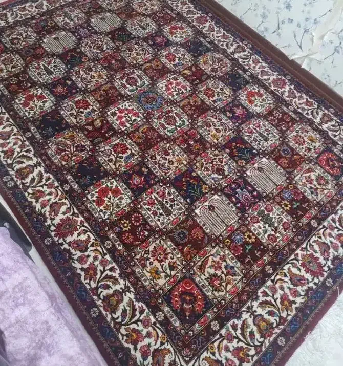 فرش دست بافت خشتی|فرش|اصفهان, ارغوانیه|دیوار