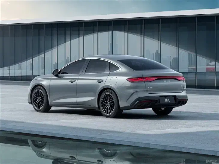 ثبت نام قطعی byd Qin-L|خودرو سواری و وانت|شیراز, رحمتآباد|دیوار