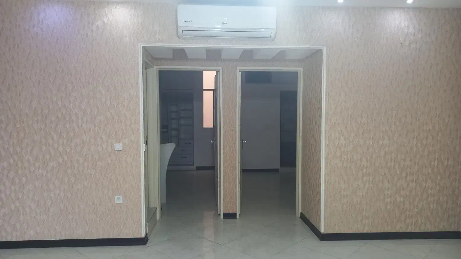 اجاره واحد ۱۱۰ متری صالحیه|اجارهٔ آپارتمان|بهارستان, |دیوار