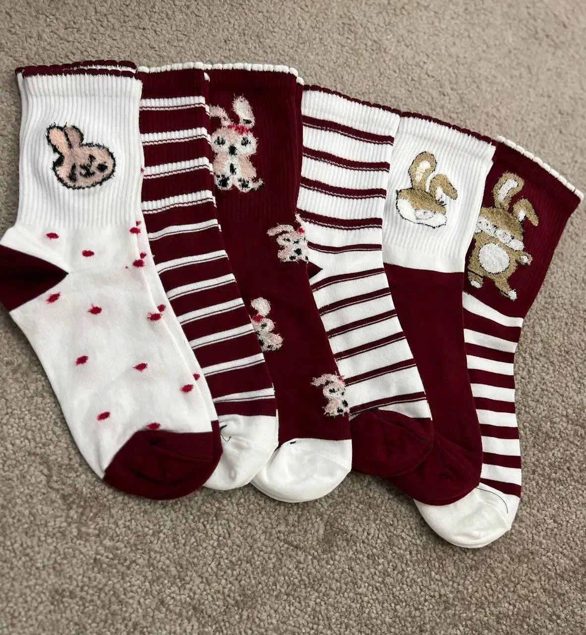 جوراب خرگوشی پینترسنتی|لباس|گالیکش, |دیوار