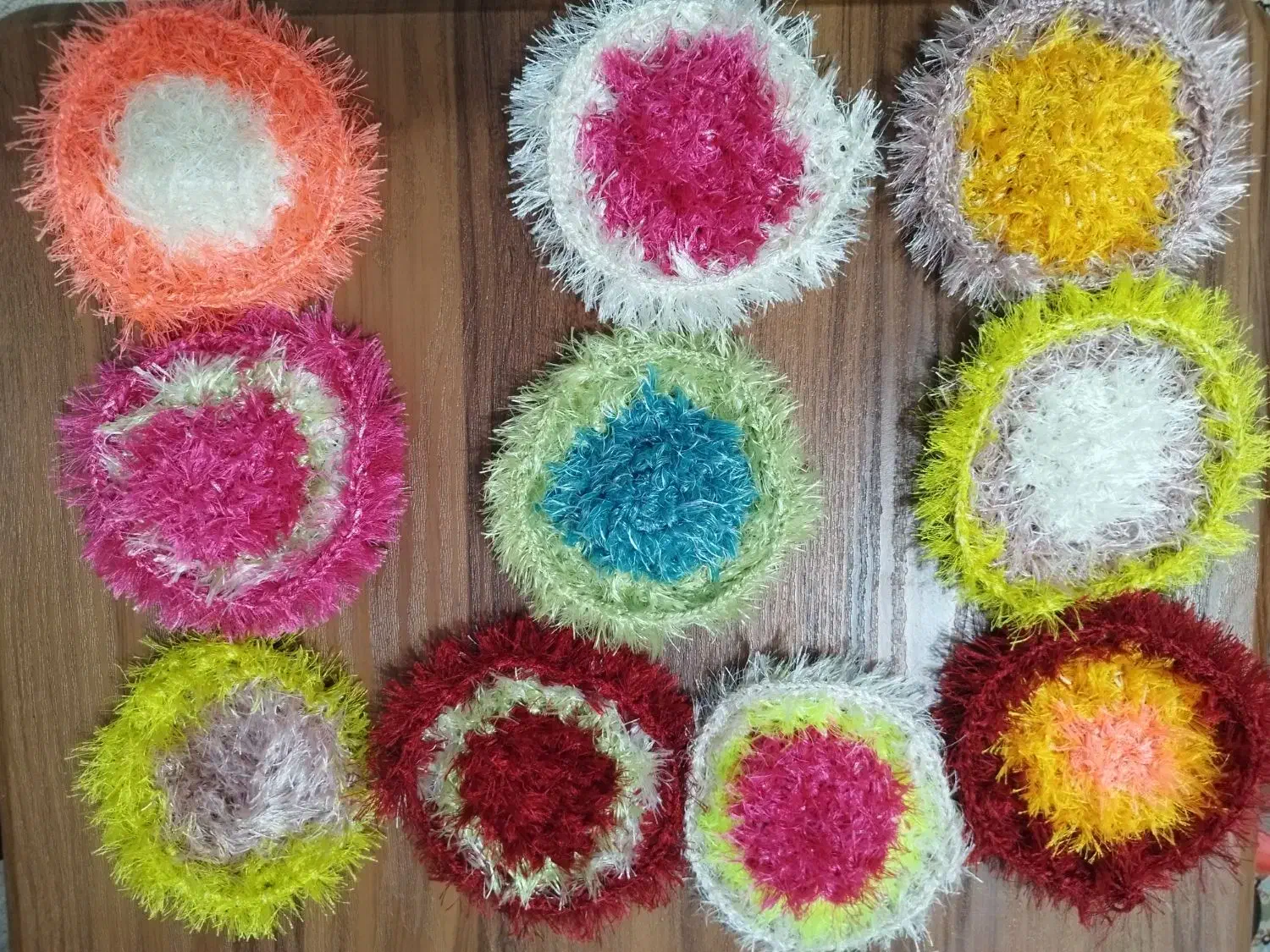 اسکاج دست بافت در طرح های متنوع|لوازم نظافت|گوراب زرمیخ, |دیوار