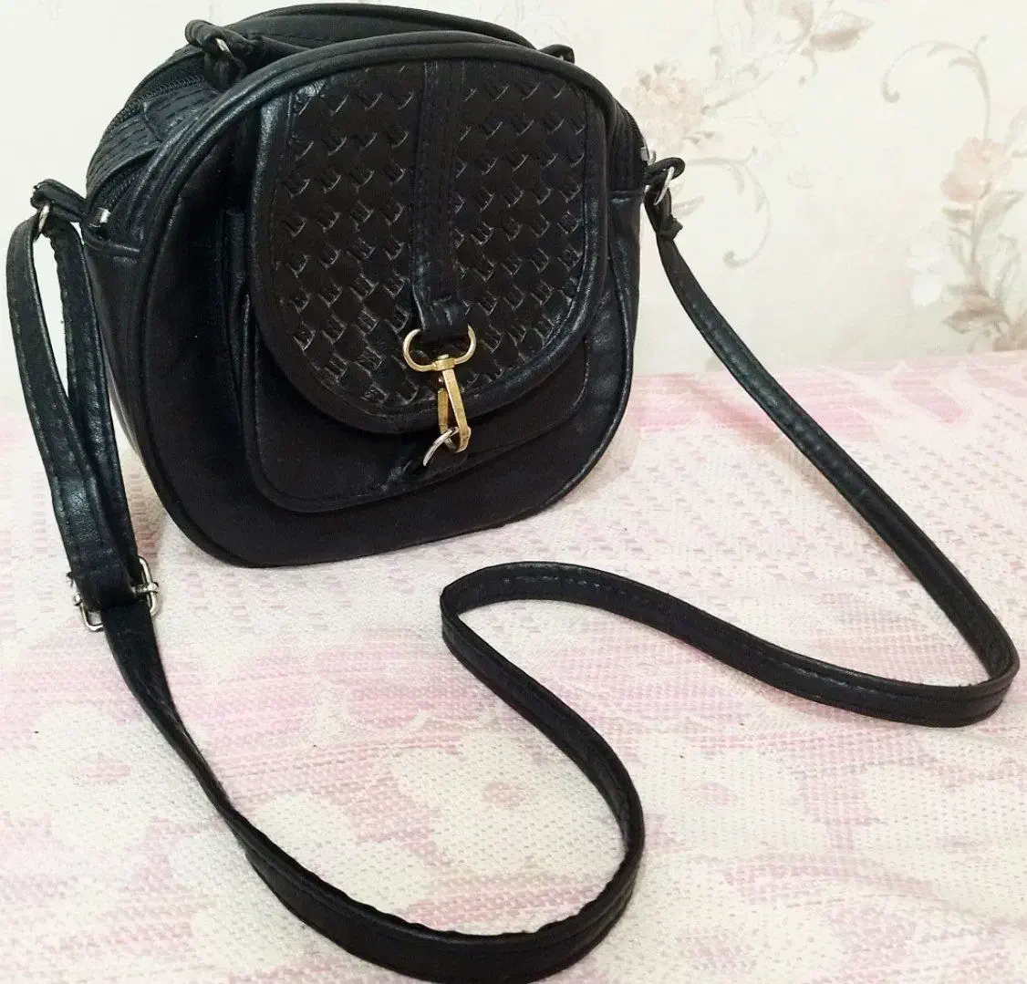 کیف|کیف، کفش، کمربند|بروجرد, |دیوار