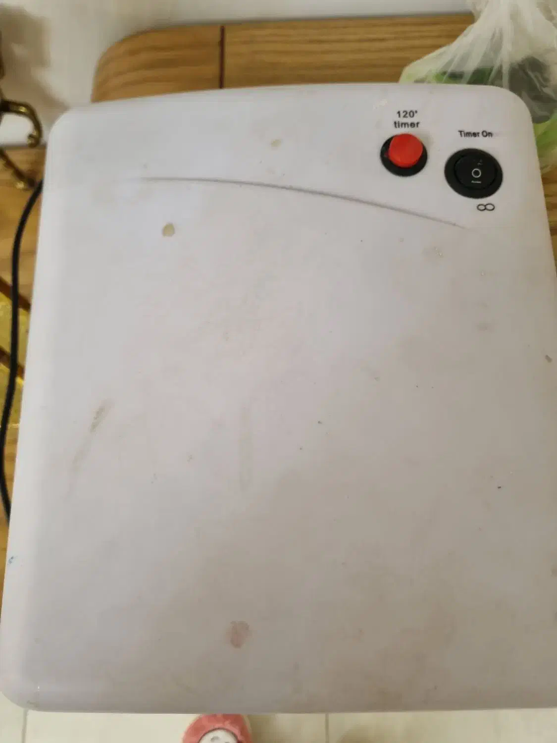 دستگاه یووی|آرایشی، بهداشتی، درمانی|رشت, لاکانی|دیوار