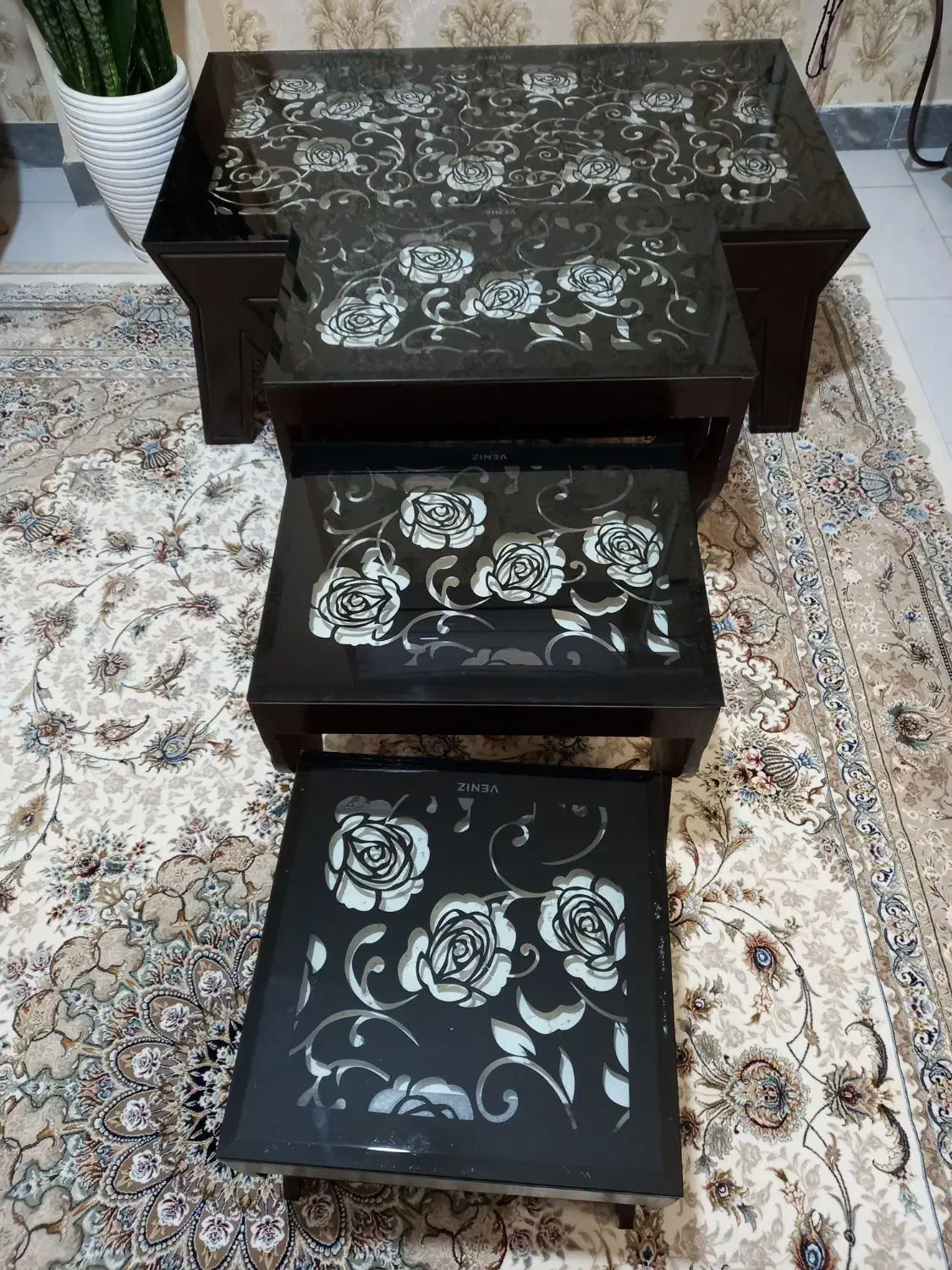 میز|مبلمان خانگی و میز عسلی|صومعهسرا, |دیوار