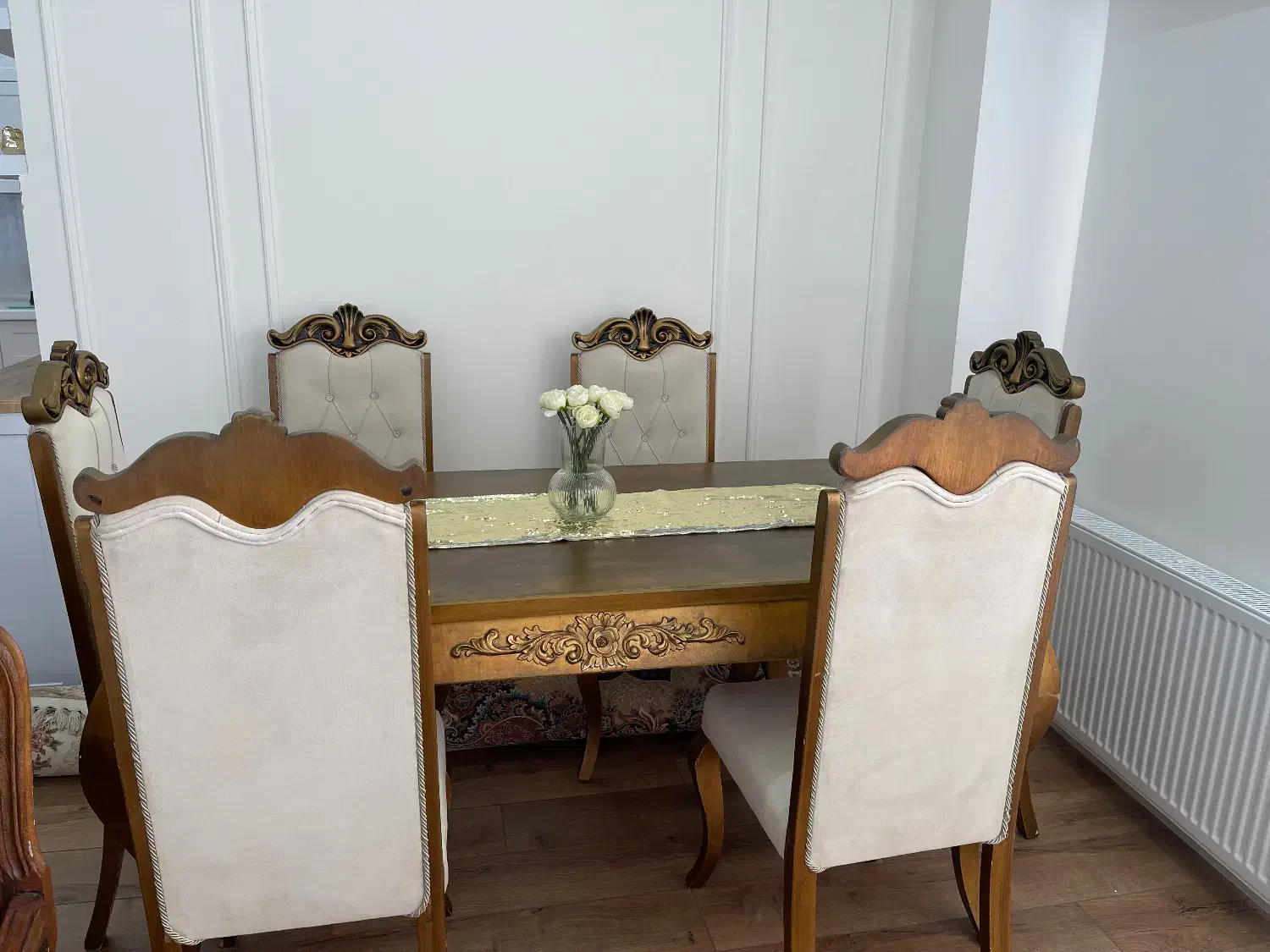 مبل وناهارخوری|مبلمان خانگی و میز عسلی|رشت, ساغری سازان|دیوار