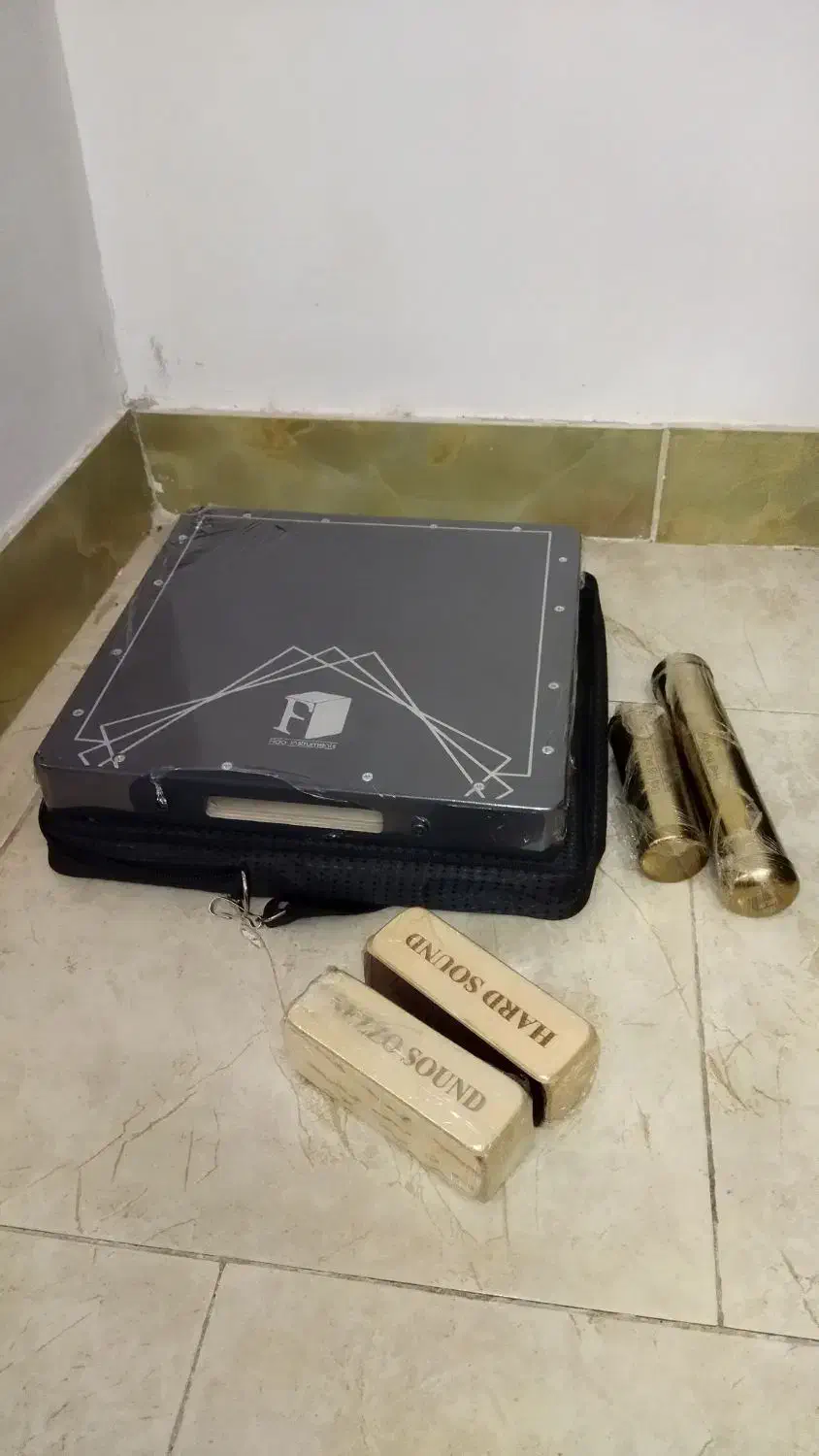 کاخن|درام و پرکاشن|کرج, گلستان|دیوار