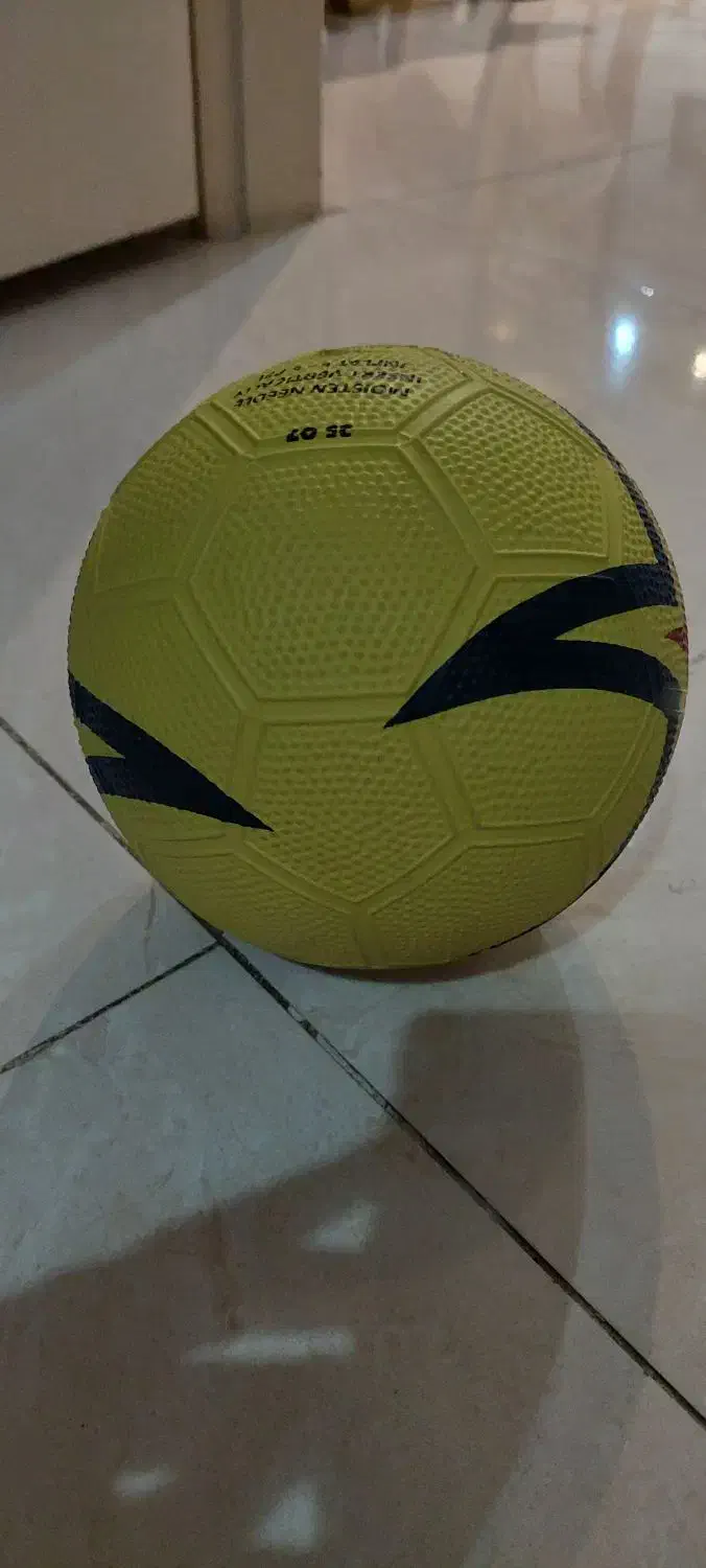 توپ هندبال سلکت|ورزش‌های توپی|رشت, پیرسرا|دیوار