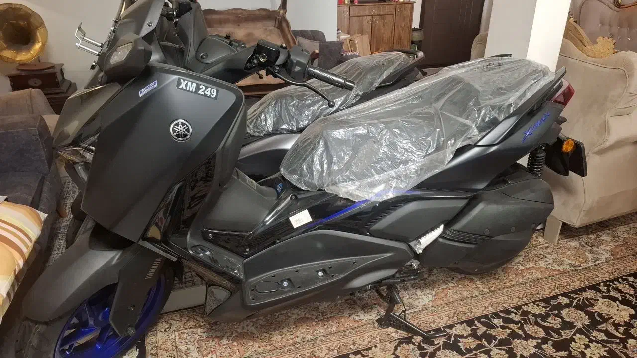 XMAX 1404|موتورسیکلت|تهران, جمهوری|دیوار