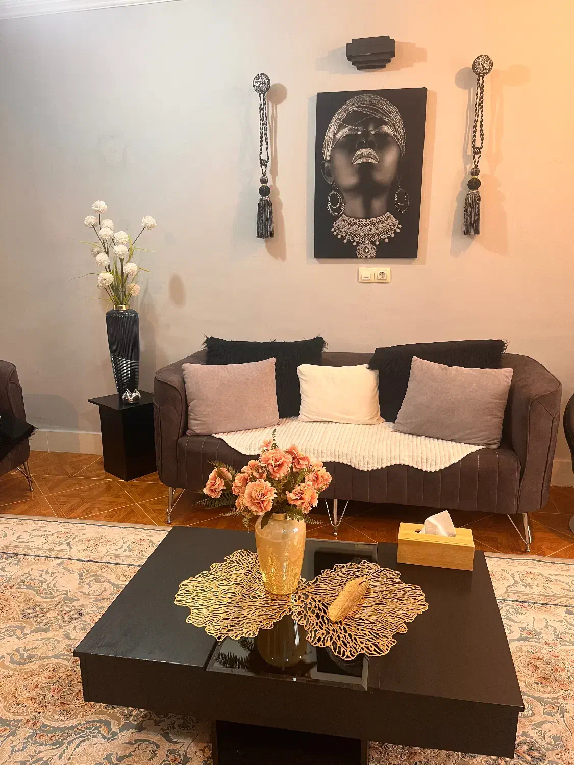 مبل تمیز و نو بدون هیچگونه اسیب|مبلمان خانگی و میز عسلی|اهواز, کیان اباد|دیوار