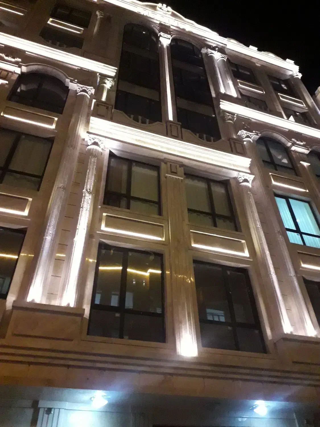 ۹۸متراقدسیهVip/نماژورنالی/کلوزت روم/مستر/پنجره قدی|فروش آپارتمان|مشهد, الهیه|دیوار