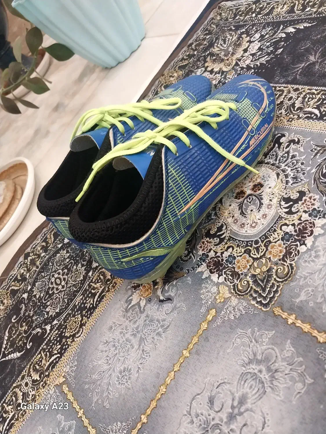 کفش فوتبال|تجهیزات ورزشی|فیروزآباد (فارس), |دیوار