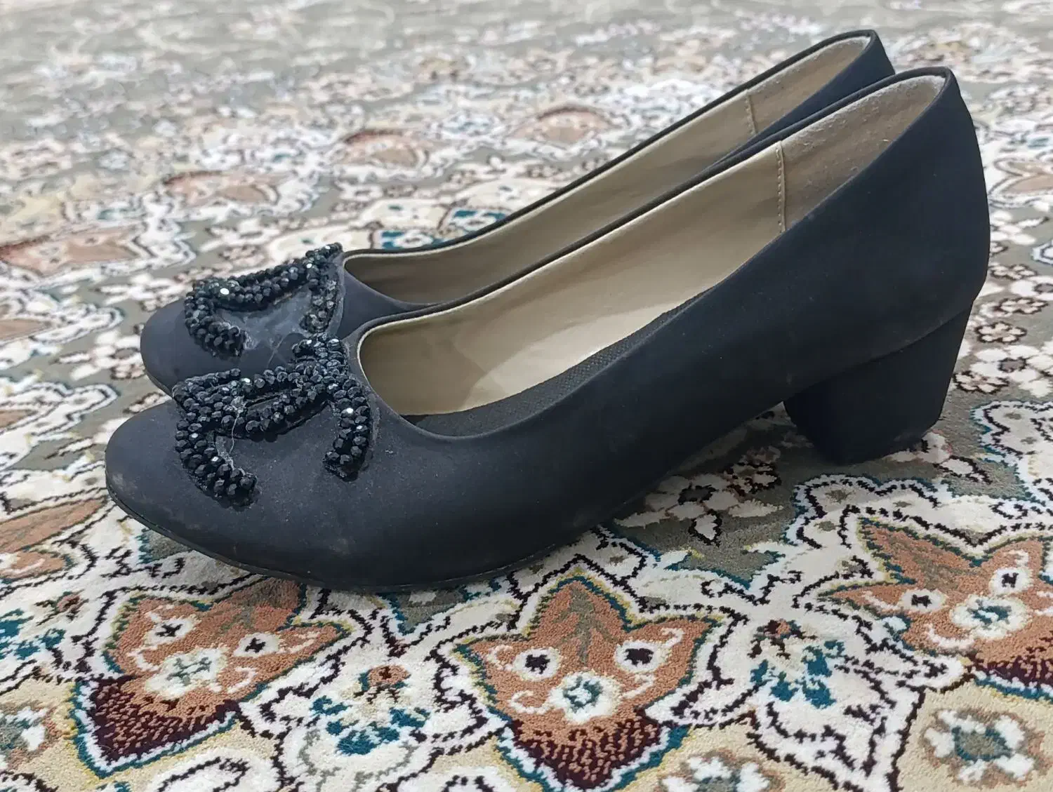 کفش|کیف، کفش، کمربند|لردگان, |دیوار