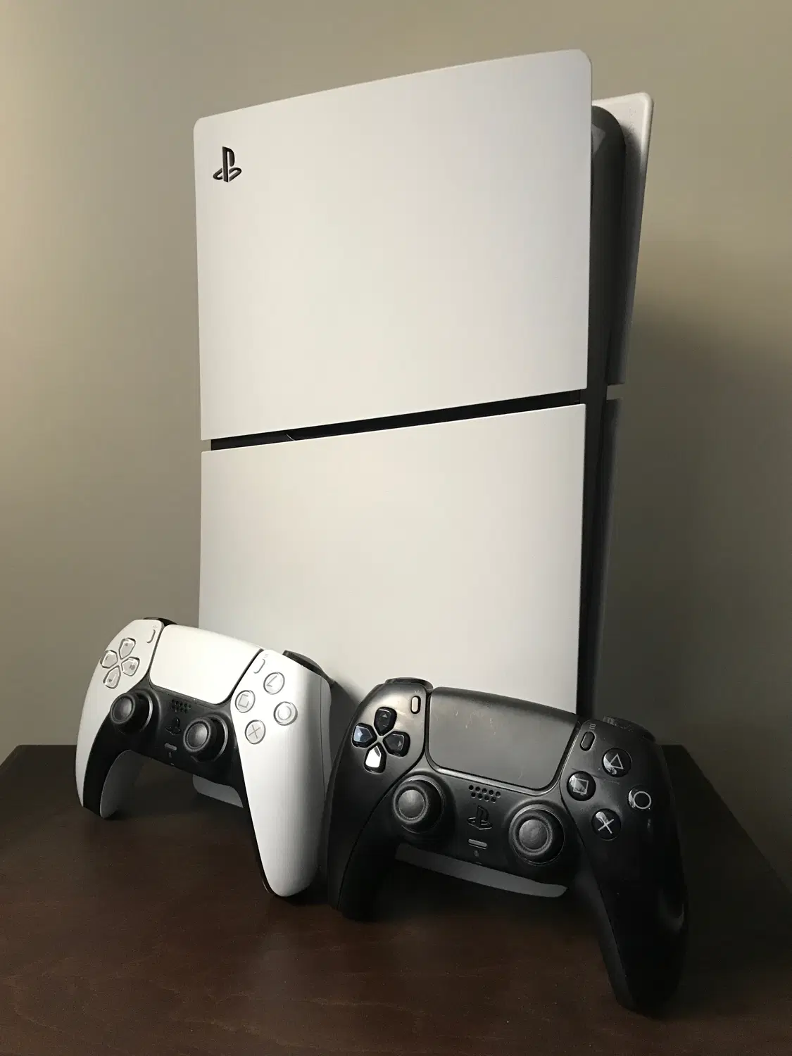 Ps5 slim 1tb اسلیم یک ترابایت دو دسته کپی خور|کنسول، بازی ویدئویی و آنلاین|تهران, لویزان|دیوار