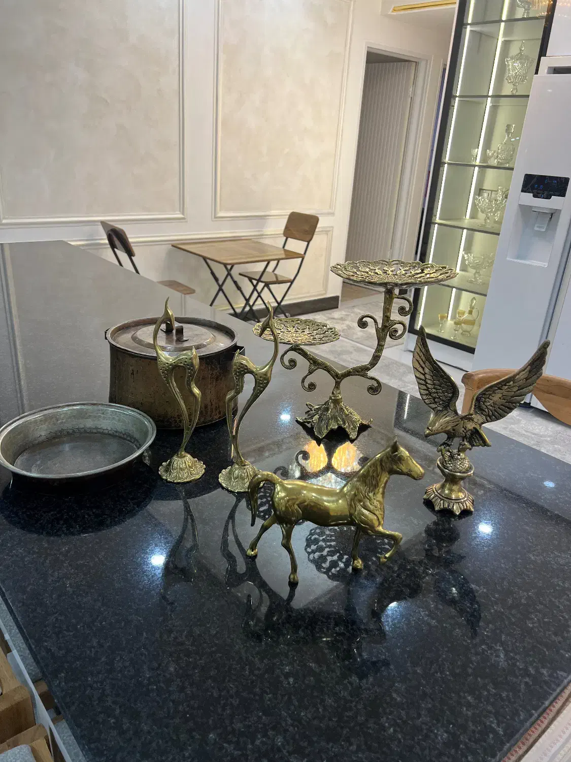 وسایل برنز|مجسمه، تندیس، ماکت|تهران, زهتابی|دیوار