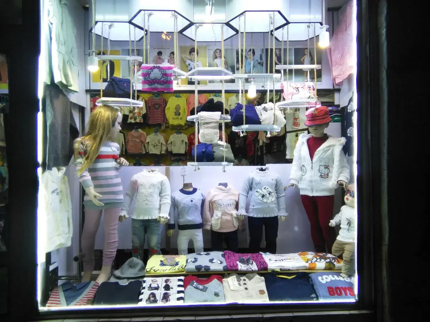 ویترین کندویی|فروشگاه و مغازه|خوی, |دیوار