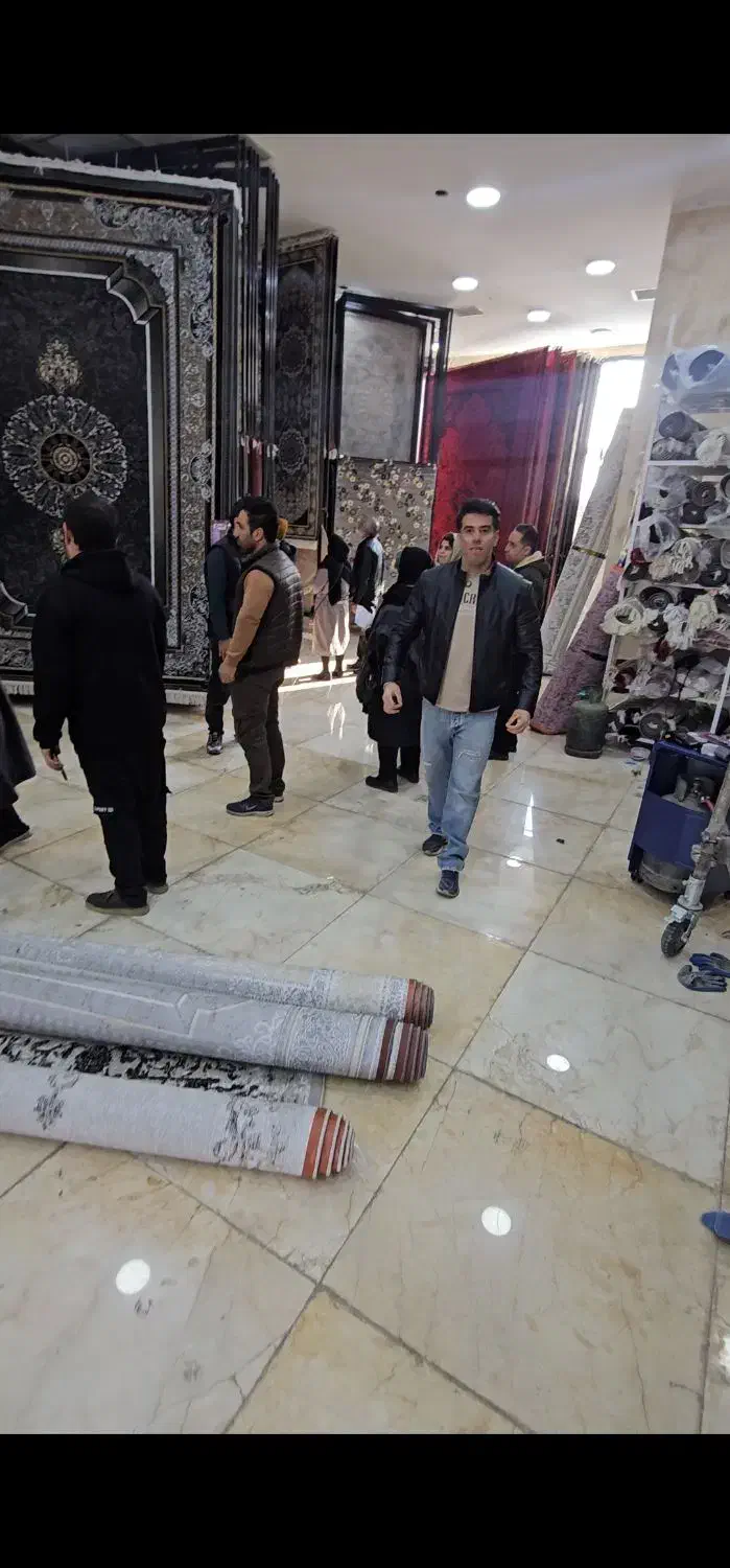 بزرگترین انبار فرش تهران ۶و۹و۱۲متری کامل|فرش|ری, صالح‌آباد شرقی|دیوار