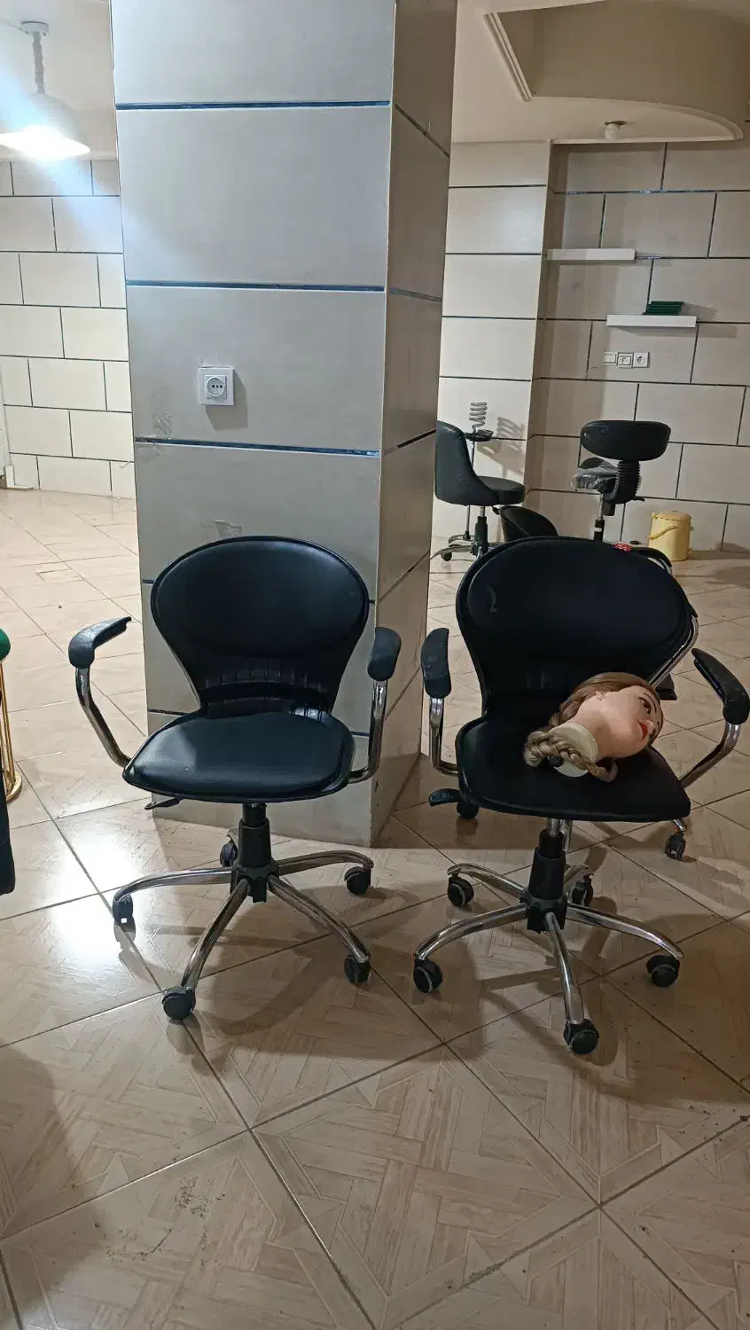 صندلی در حد نو|زیورآلات و اکسسوری|ساری, |دیوار