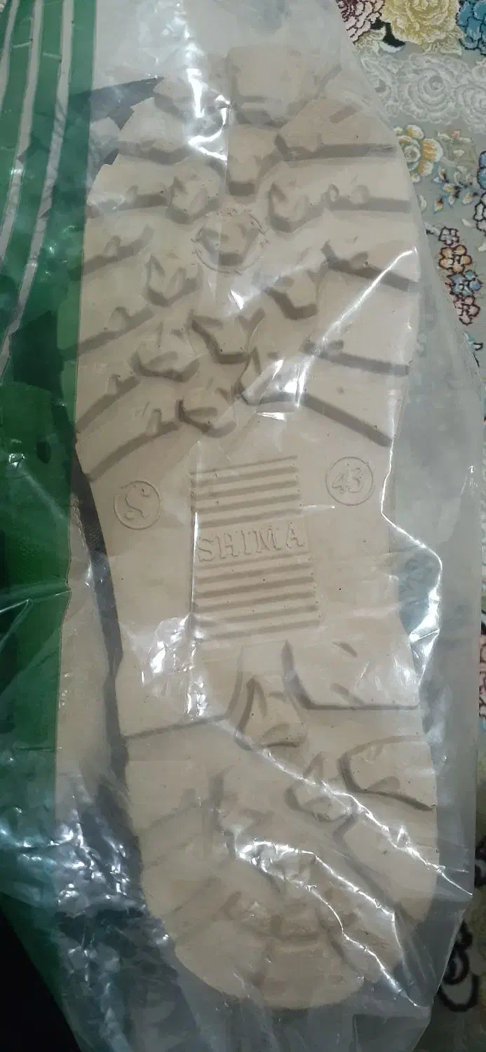 کفش کوهنوردی|کیف، کفش، کمربند|ایلام, |دیوار