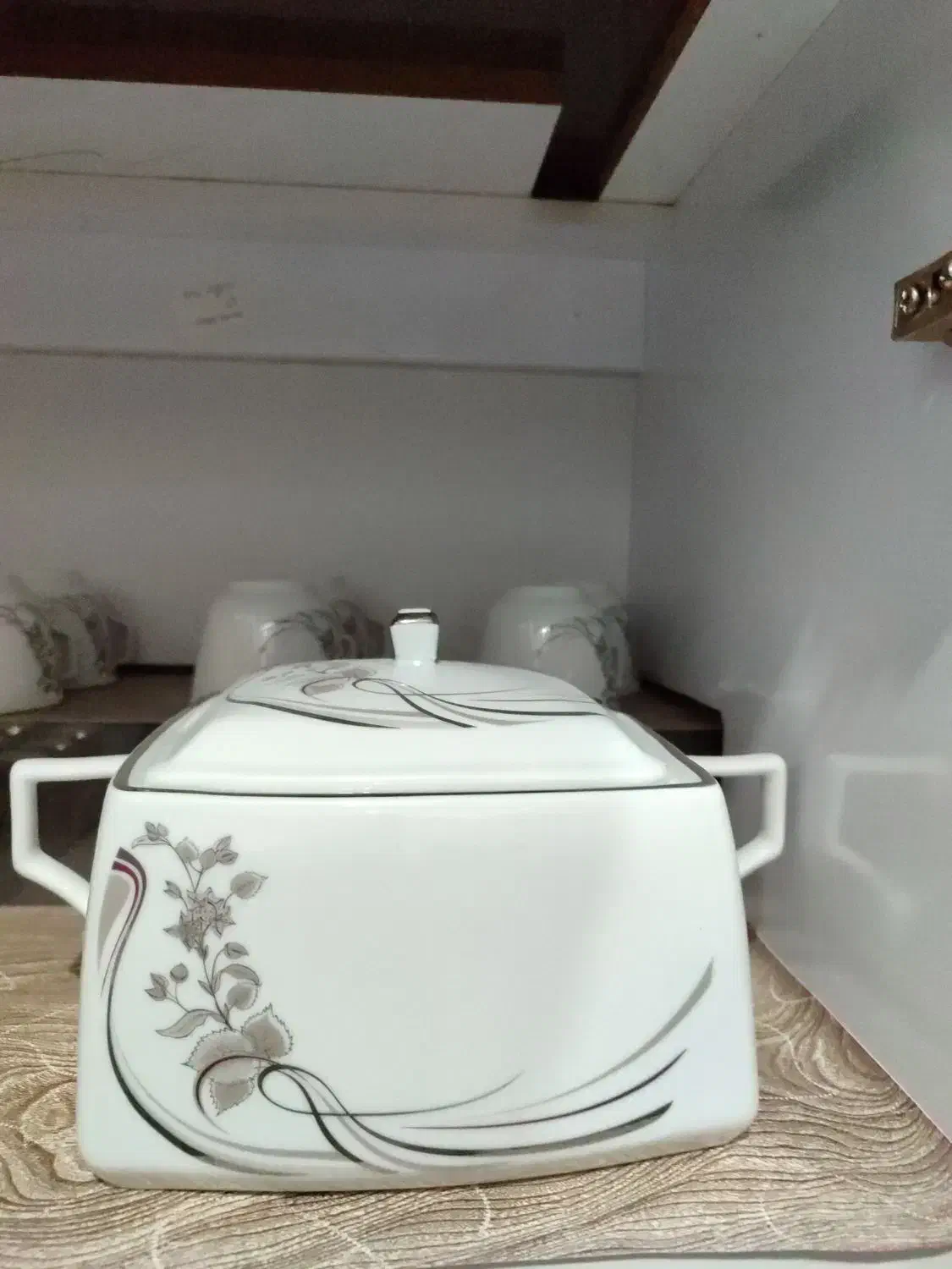 ظروف غذاخوری خوری ظروف چینی ظروف پذیرایی|ظروف سرو و پذیرایی|کبودرآهنگ, |دیوار