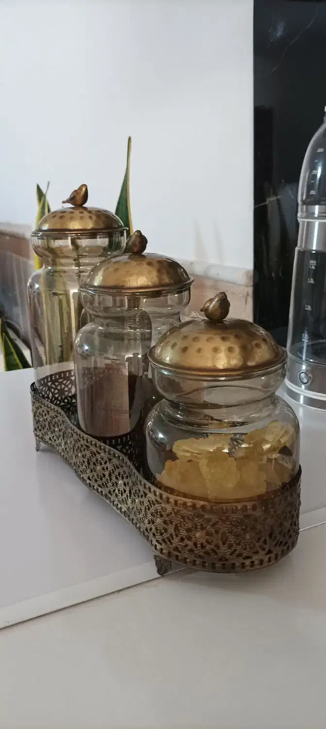 ست پاسماو|ظروف سرو و پذیرایی|نیشابور, گنبد سبز|دیوار