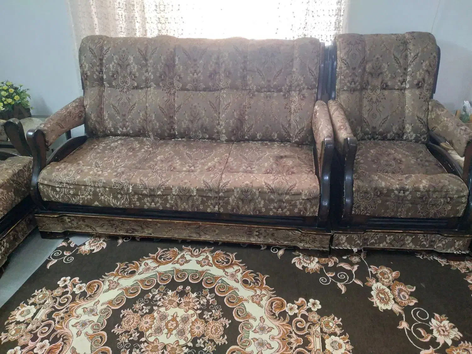 مبل ۷نفره سالم ۴ میلیون|مبلمان خانگی و میز عسلی|لنگرود, |دیوار