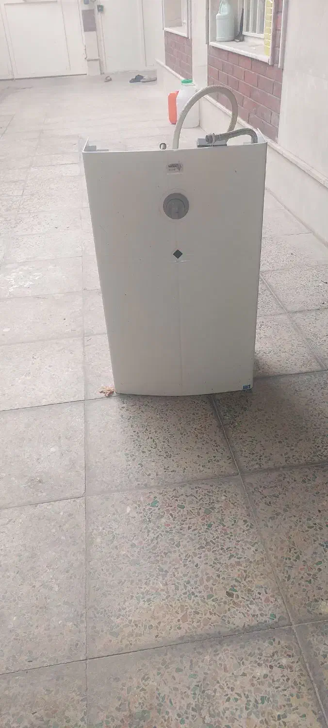 ابگرمکن ۳۲۱۸i|آبگرمکن، پکیج، شوفاژ|دره شهر, |دیوار