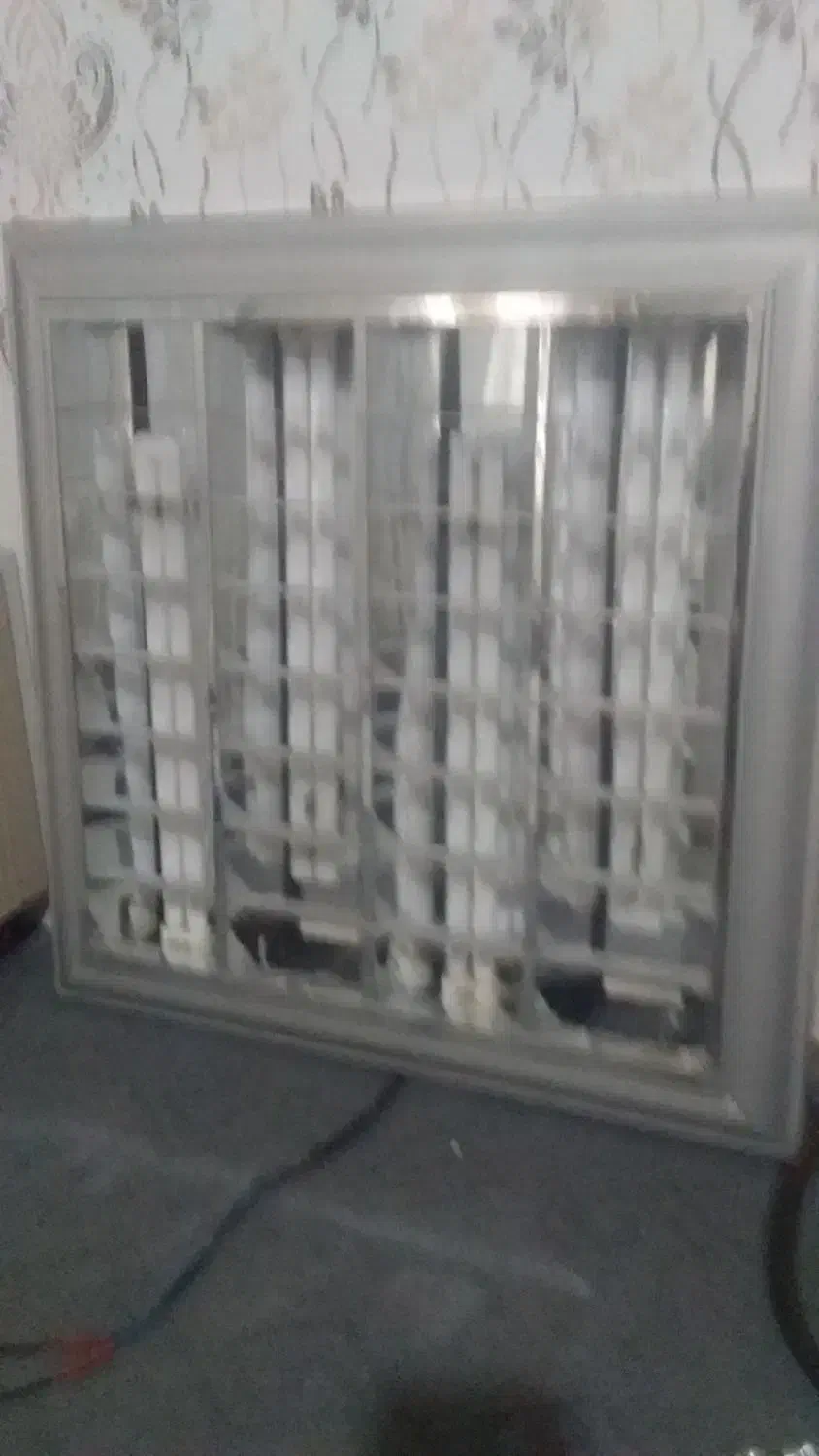 مهتابی چهار تایی رنگ مهتابی زردوسفید|لامپ و چراغ|زنجان, |دیوار