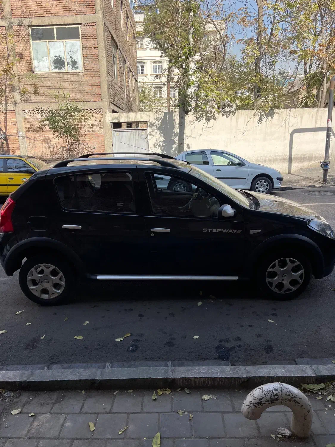 ساندرو ۹۶درجه یک|خودرو سواری و وانت|تهران, دارآباد|دیوار