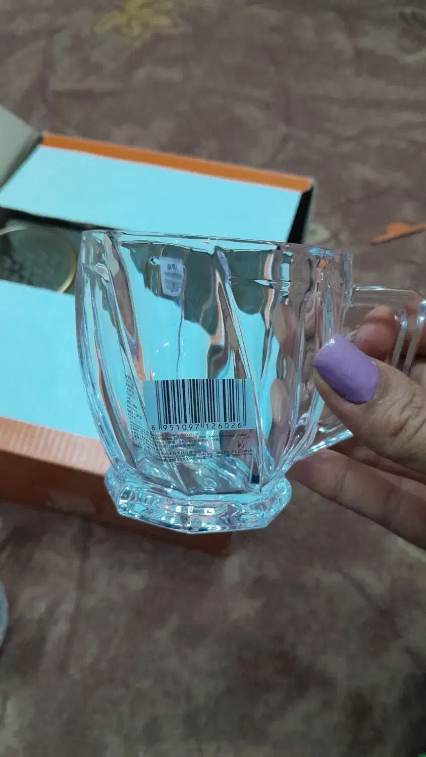 چند دست استکان و لیوان|ظروف سرو و پذیرایی|ابریشم, |دیوار