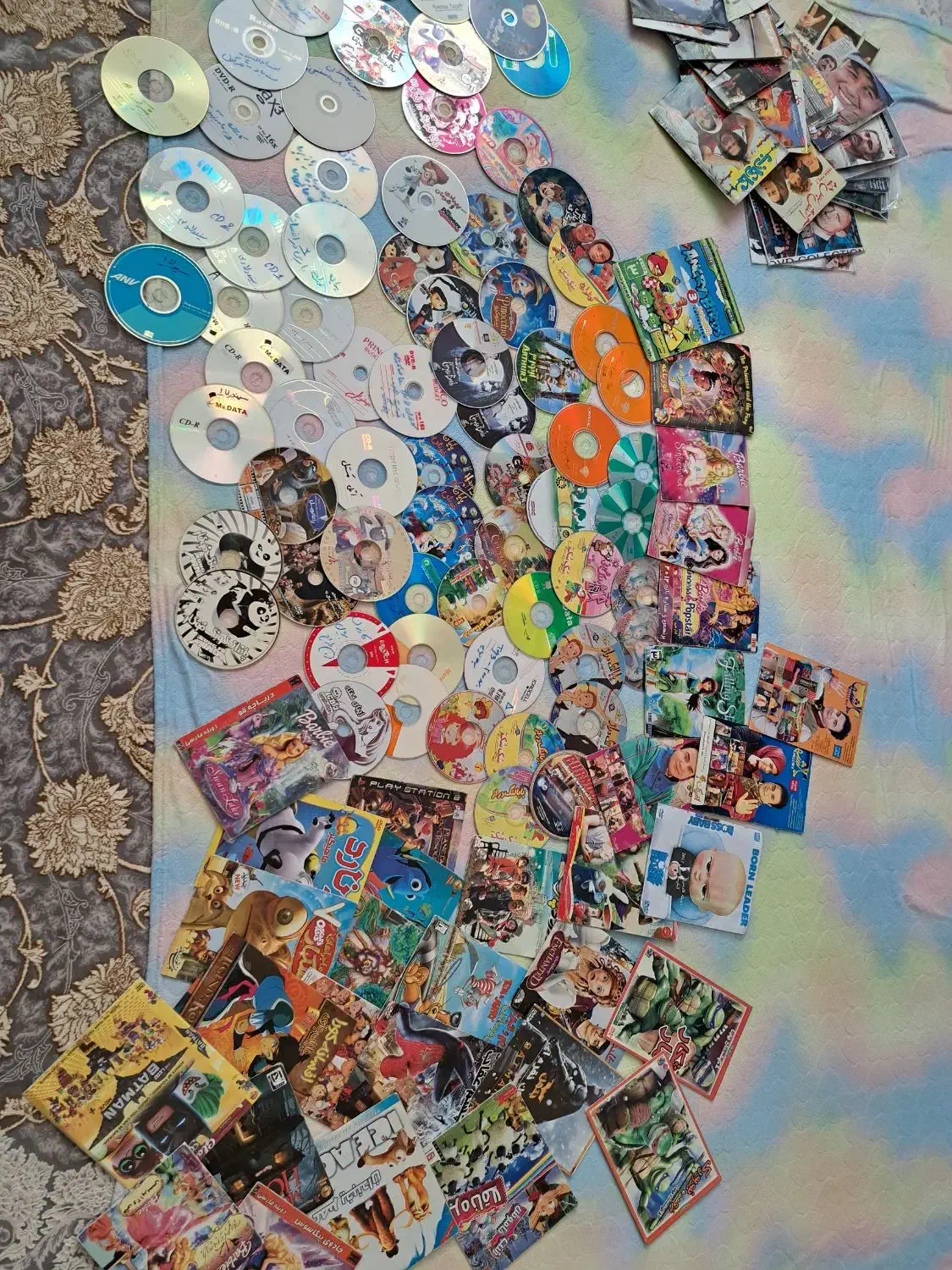 دی وی دی ، سی دی فیلم و کارتون|پخش‌کننده DVD و ویدیو|گلستان (تهران), |دیوار