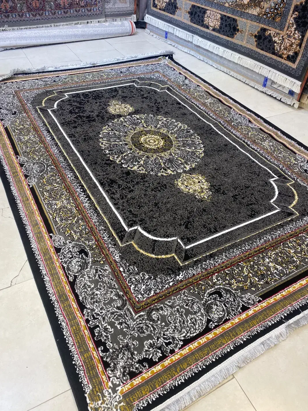 فرش مناسب تک و جفت اخر|فرش|مشهد, خین عرب|دیوار