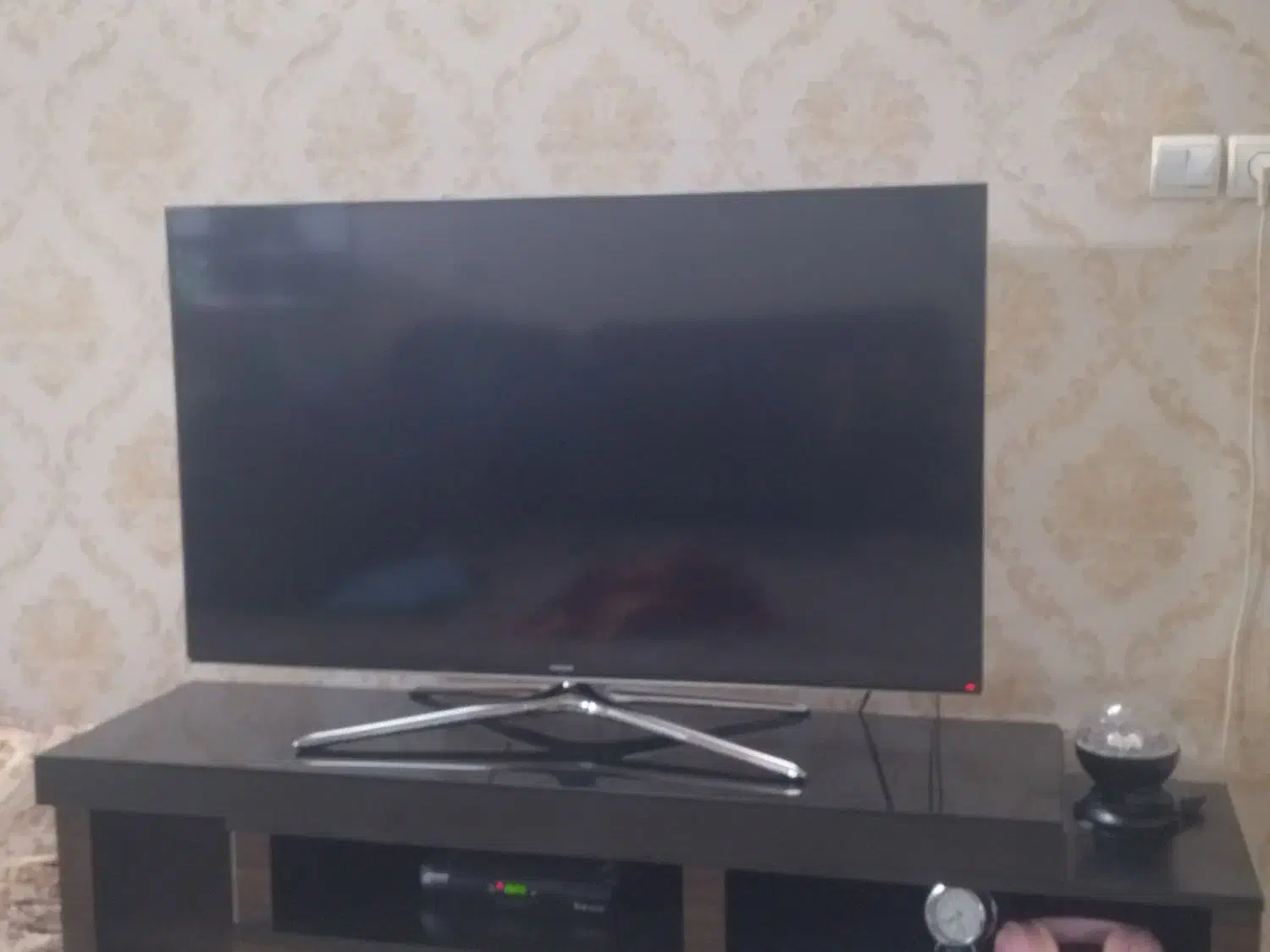 تلویزیون ۴۸ اینچ|تلویزیون و پروژکتور|مشهد, فاطمیه|دیوار